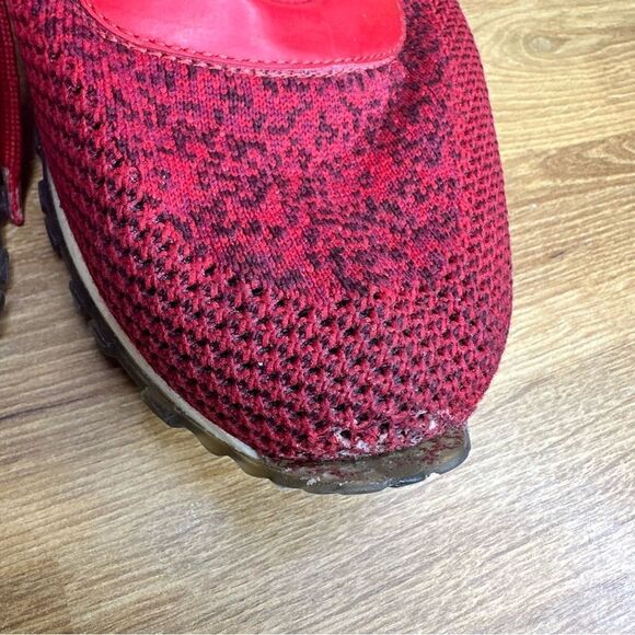 Louis Vuitton Run Away Damier Mens Red Sneakers - Picture 7 of 15